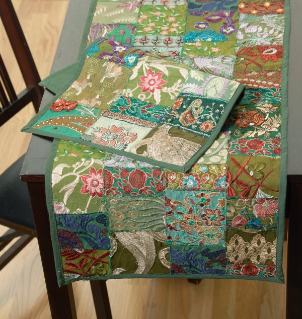 LR Resources TABLE LINENS 18006 Green For Sale