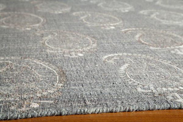 Momeni Lace Embroided LAC-1 Grey Area Rug Fashion