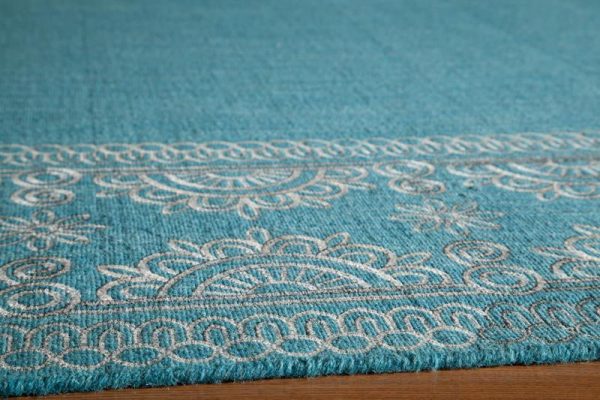 Momeni Lace Embroided LAC-2 Teal Area Rug For Sale